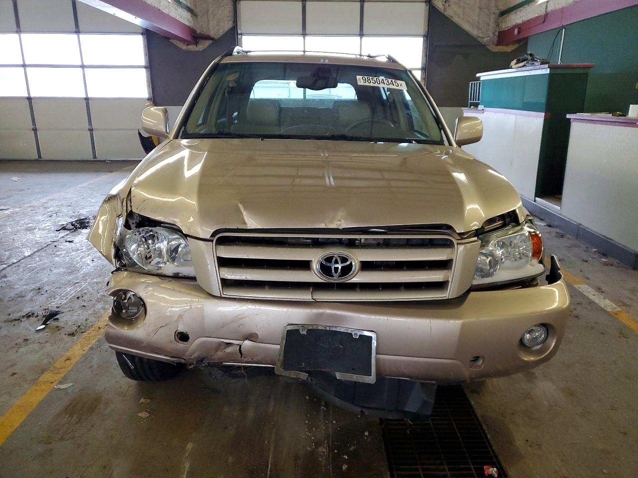 2005 TOYOTA HIGHLANDER LIMITED photo 13
