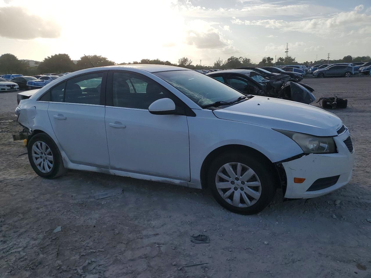 2011 CHEVROLET CRUZE LT photo 7