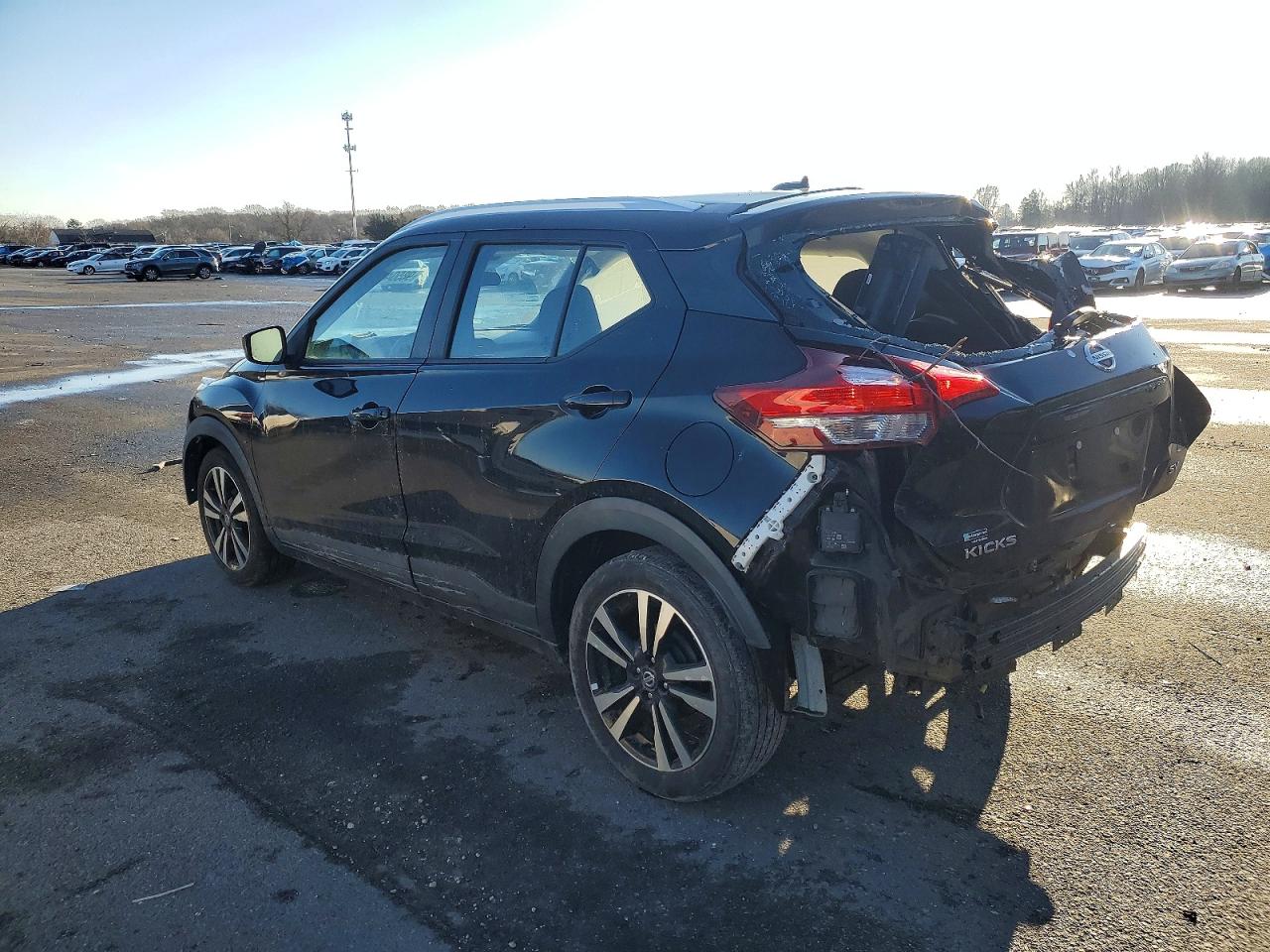 2020 NISSAN KICKS SV photo 4
