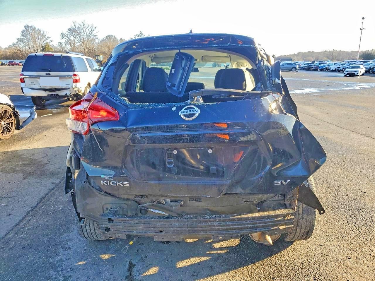 2020 NISSAN KICKS SV photo 16