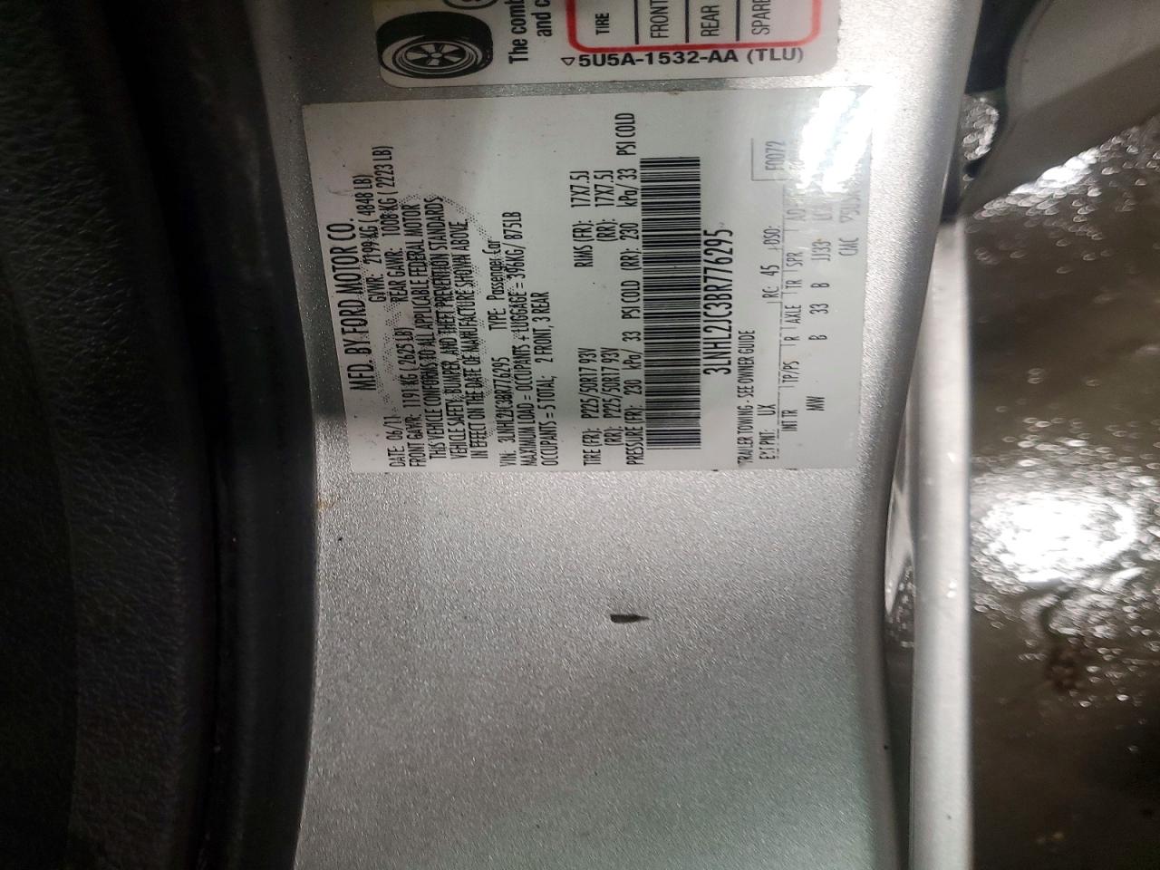 2011 LINCOLN MKZ photo 34