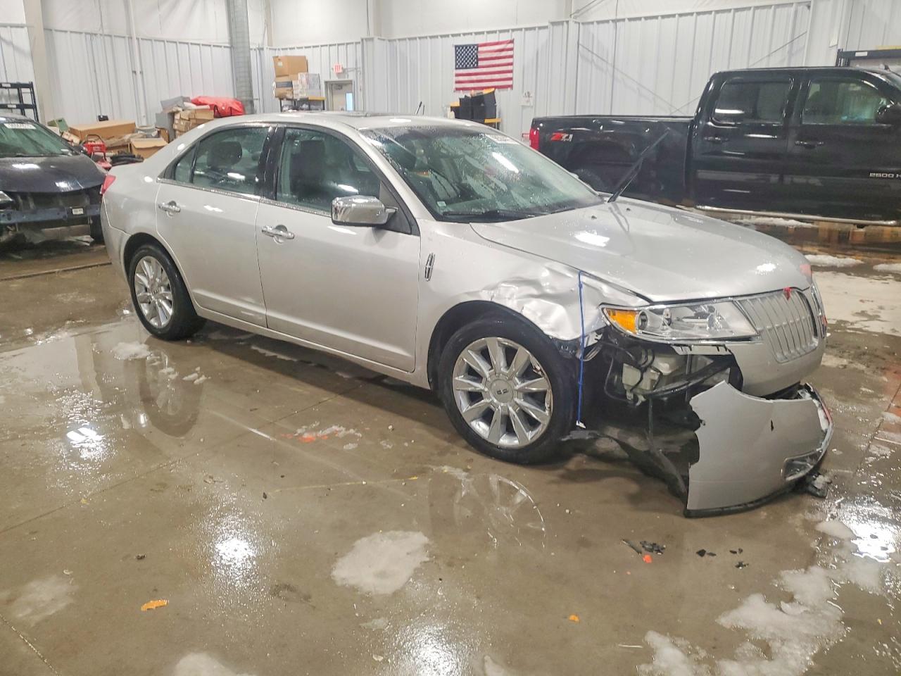 2011 LINCOLN MKZ photo 10