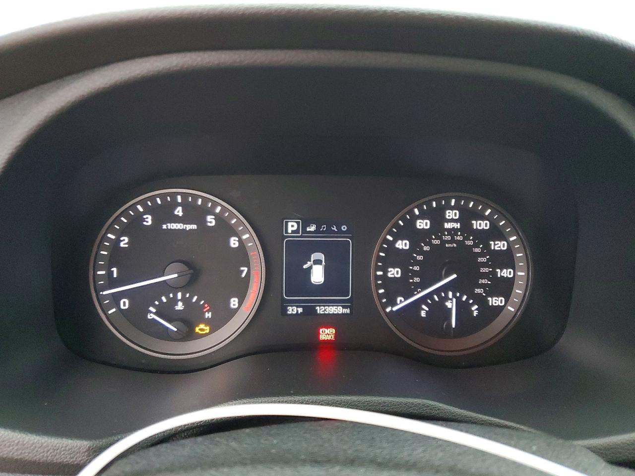 2017 HYUNDAI TUCSON photo 9