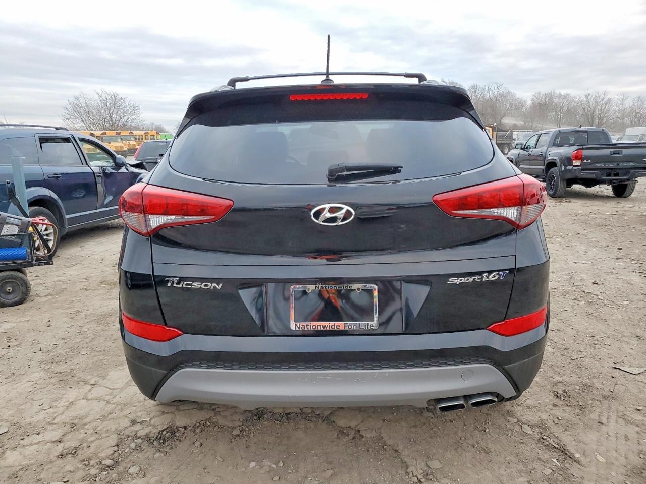 2017 HYUNDAI TUCSON photo 6