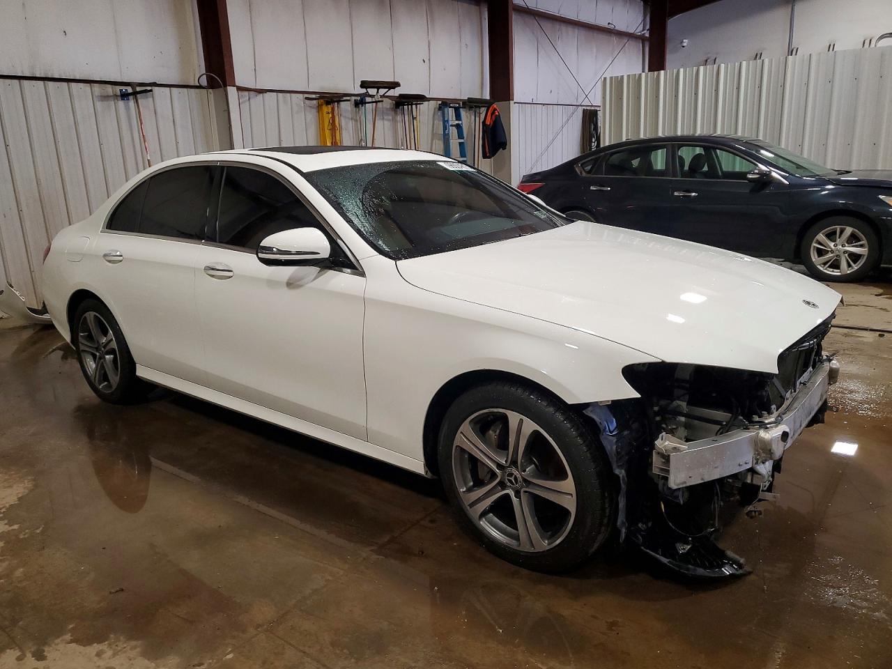 2017 MERCEDES-BENZ E 300 4MATIC photo 4