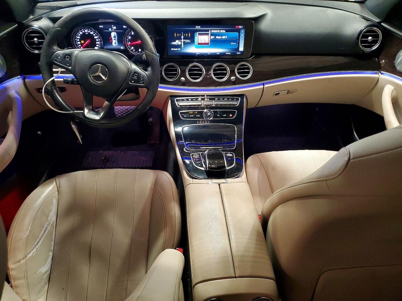 2017 MERCEDES-BENZ E 300 4MATIC photo 8