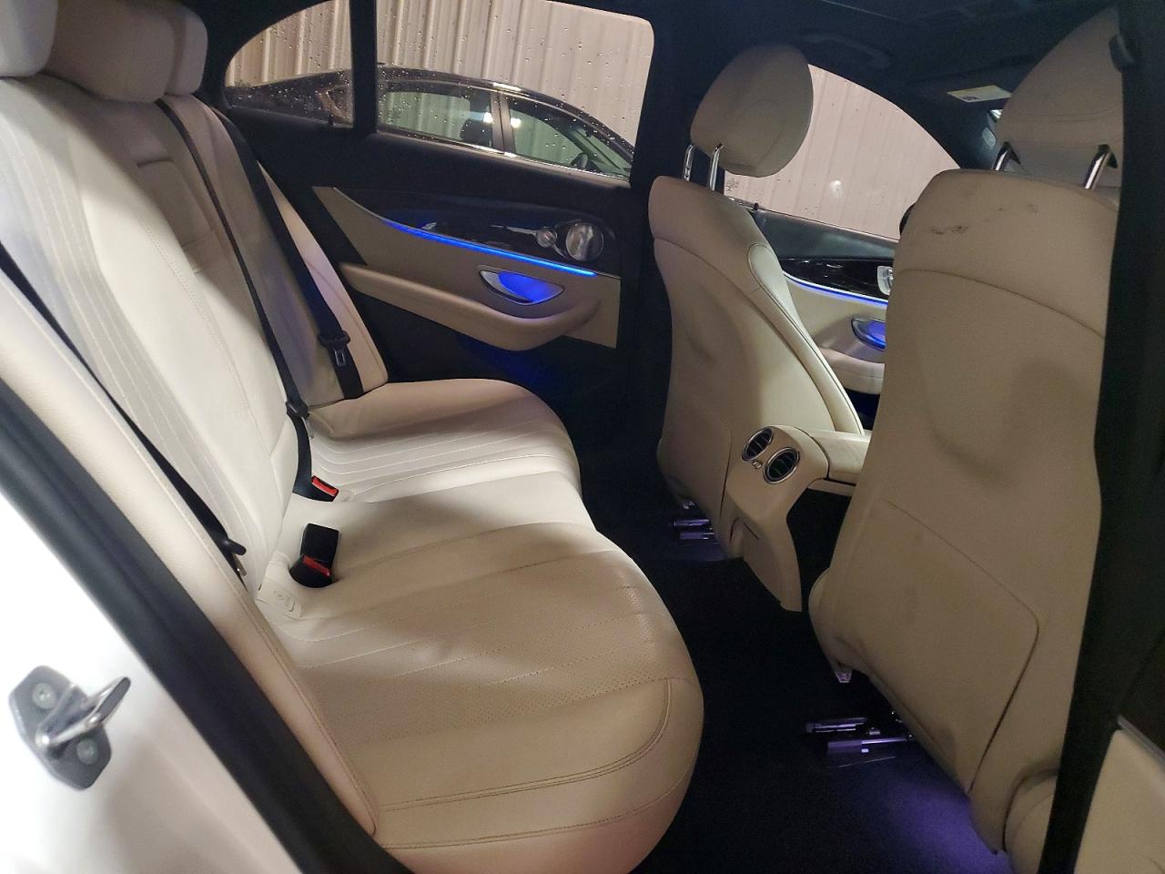 2017 MERCEDES-BENZ E 300 4MATIC photo 10