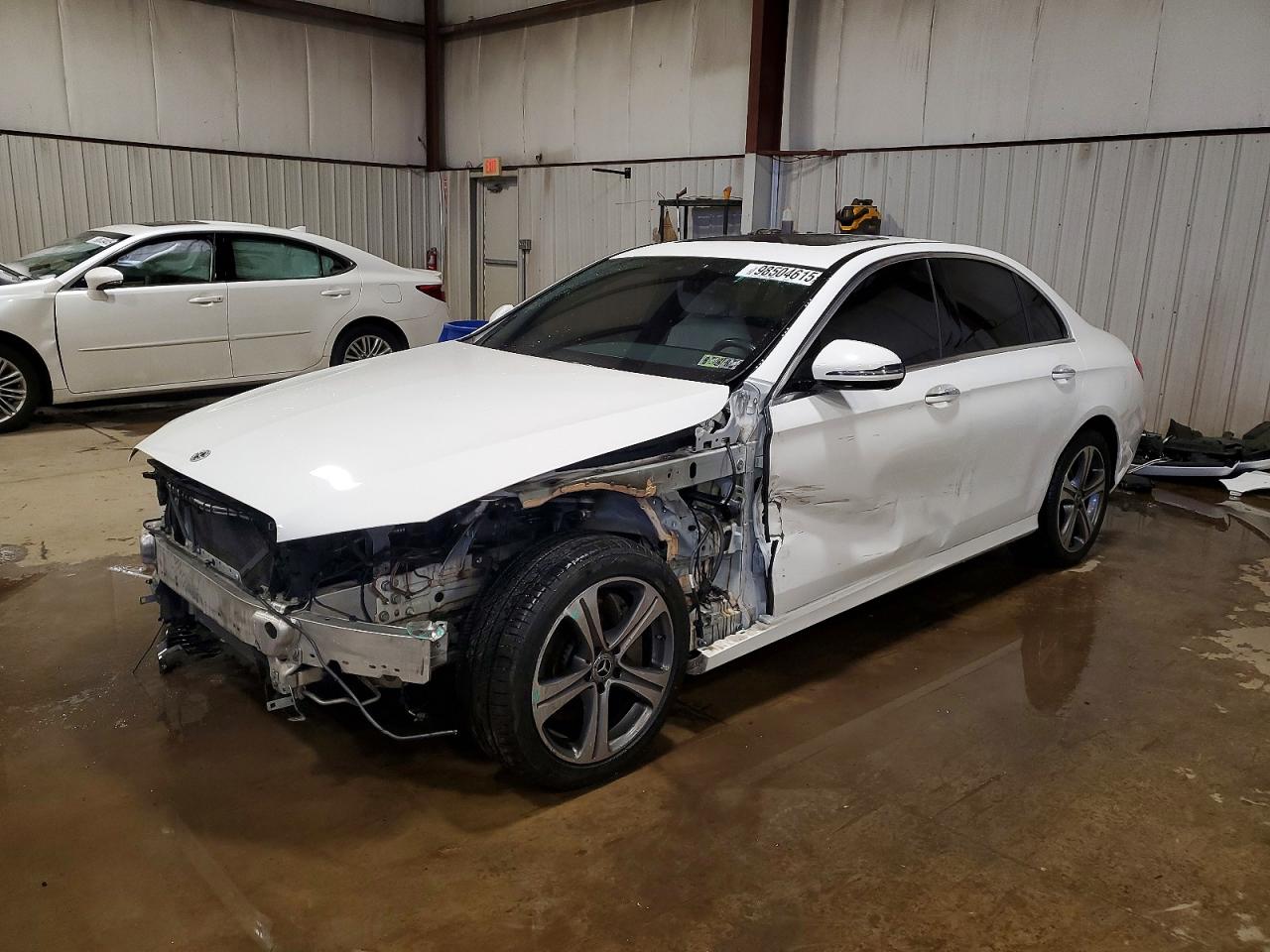 2017 MERCEDES-BENZ E