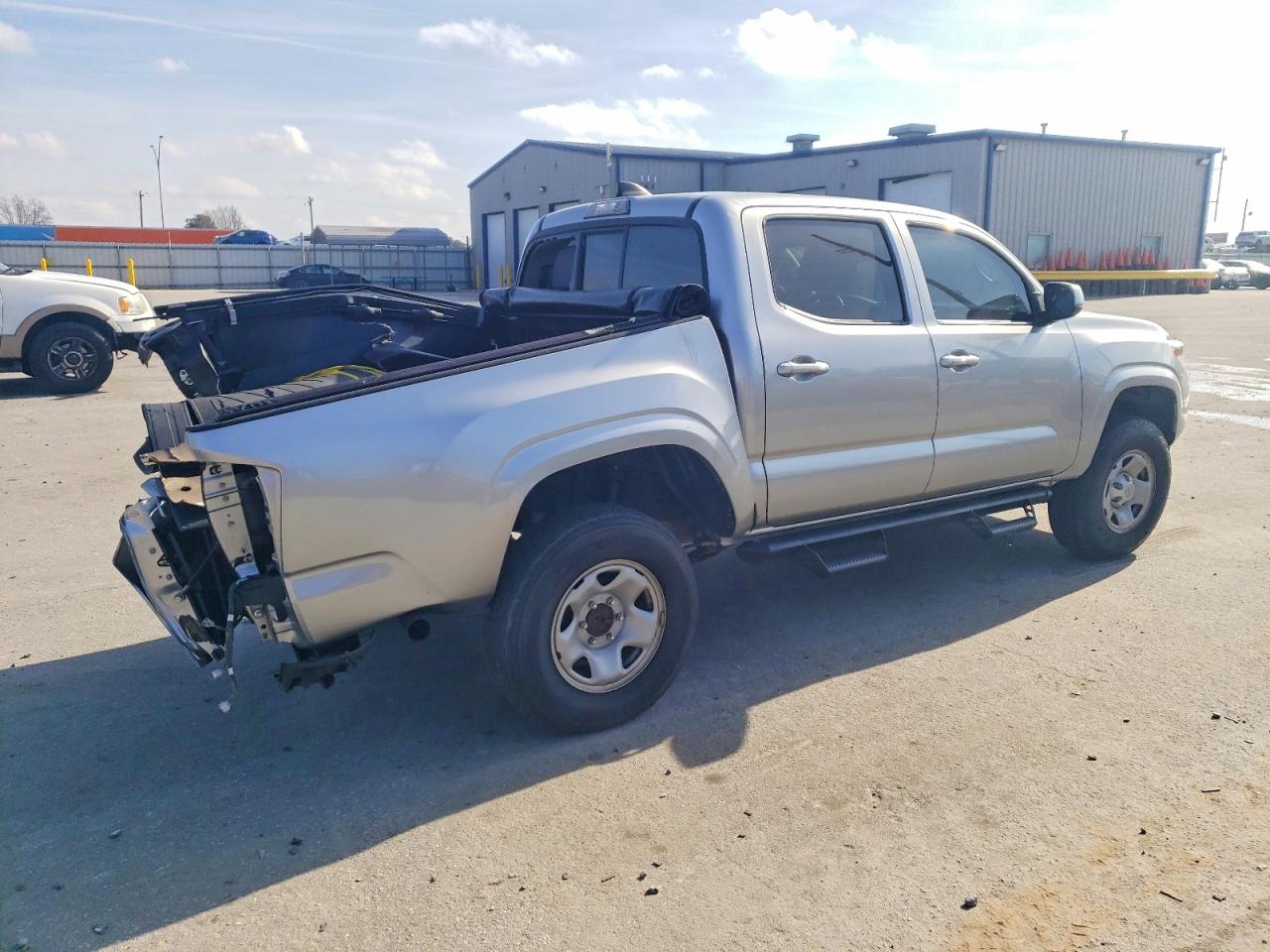 2022 TOYOTA TACOMA DOUBLE CAB photo 3