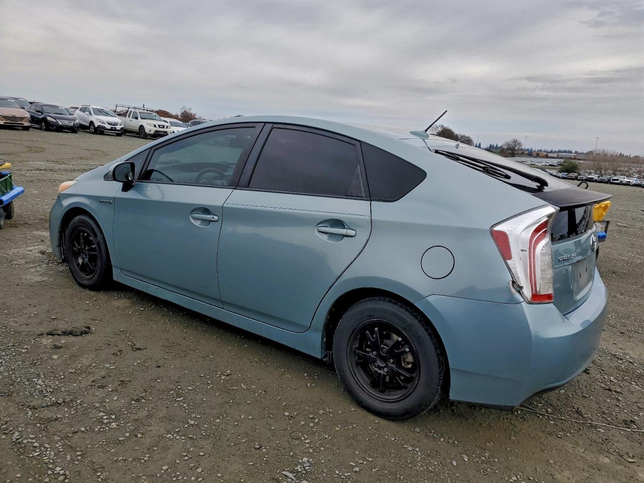 2014 TOYOTA PRIUS photo 2
