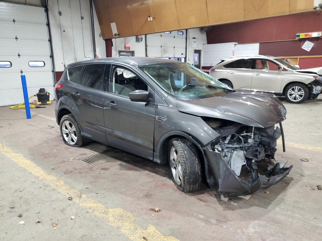 2015 FORD ESCAPE SE photo 4