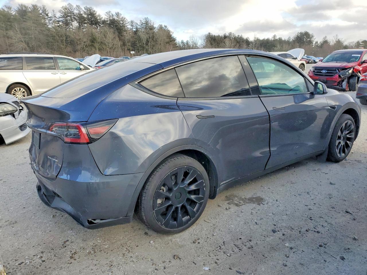 2021 TESLA MODEL Y photo 3