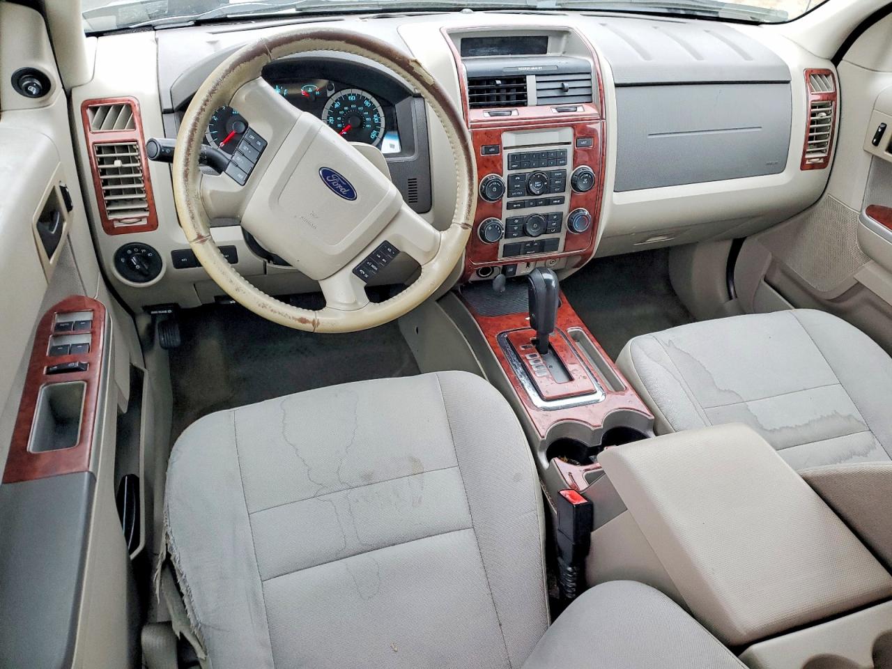 2012 FORD ESCAPE XLT photo 15