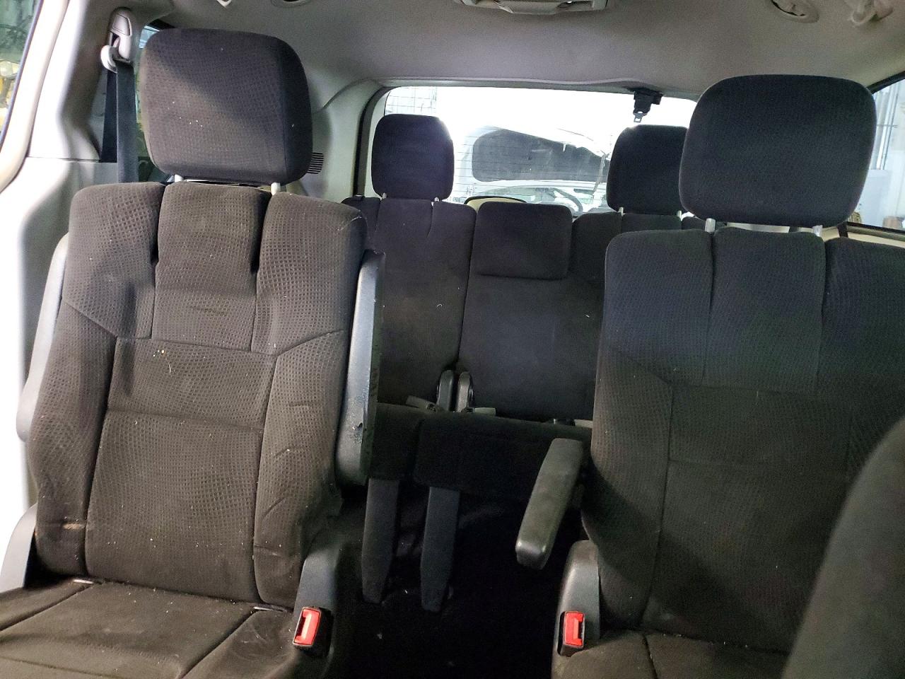 2012 DODGE GRAND CARAVAN CREW photo 19