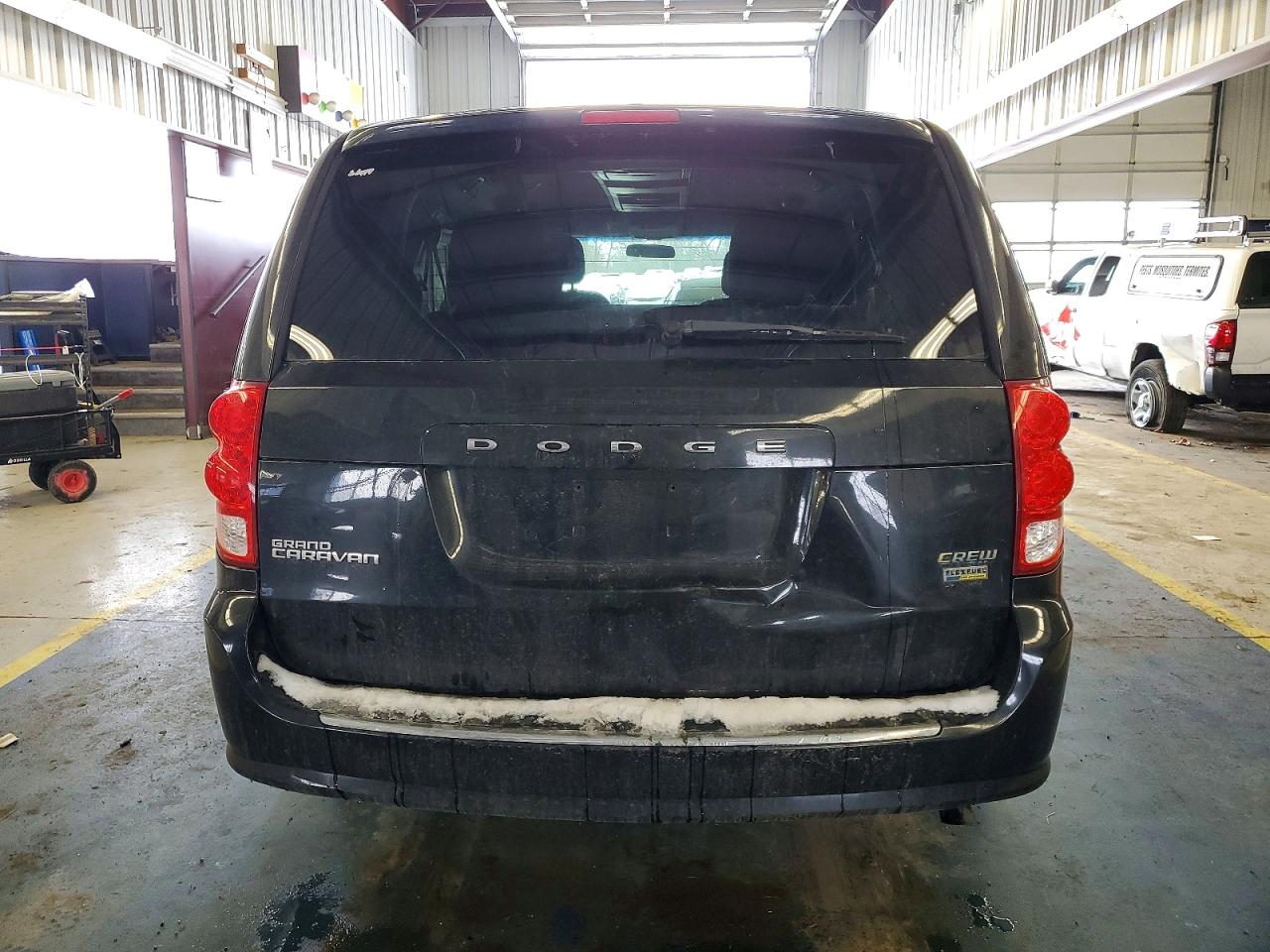 2012 DODGE GRAND CARAVAN CREW photo 11