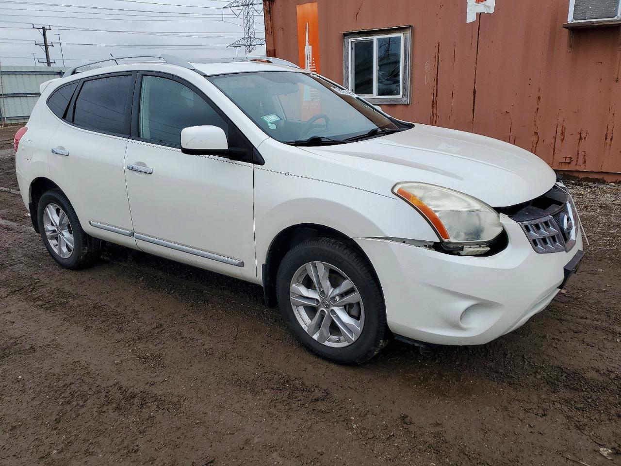 2013 NISSAN ROGUE S photo 4
