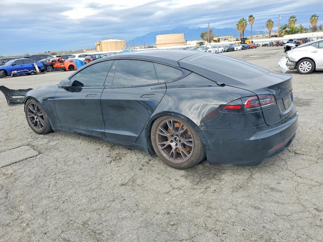 2022 TESLA MODEL S photo 2