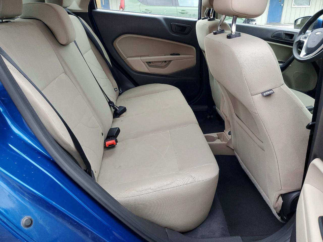 2019 FORD FIESTA SE photo 19