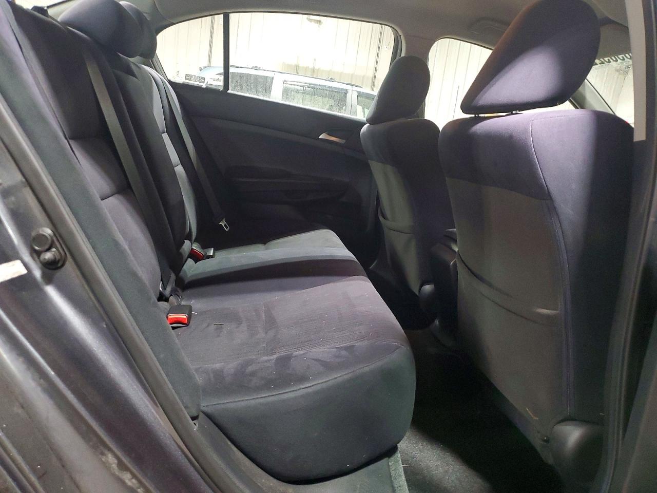 2011 HONDA ACCORD LX photo 10