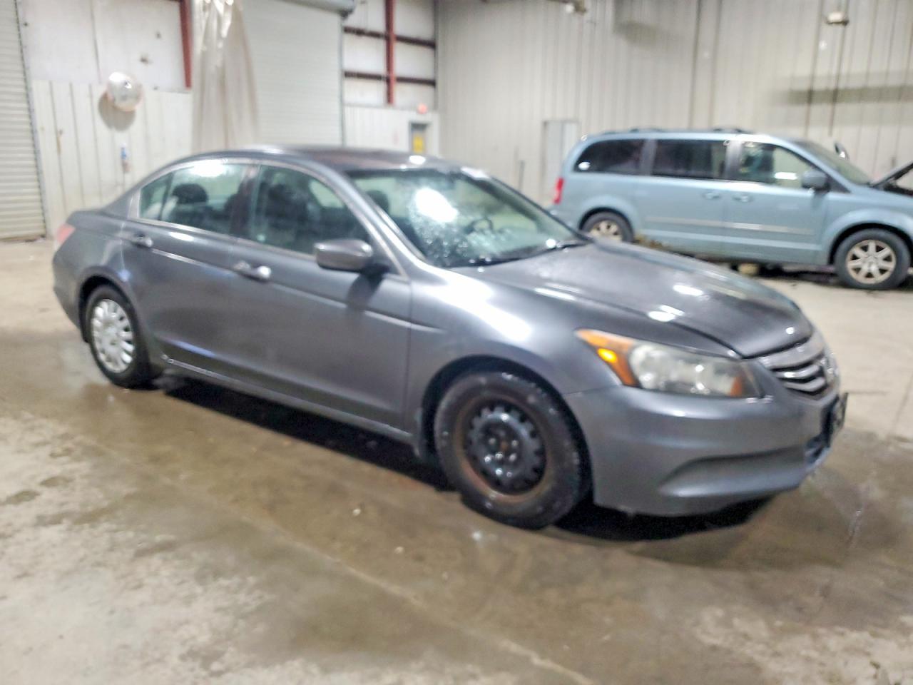 2011 HONDA ACCORD LX photo 4