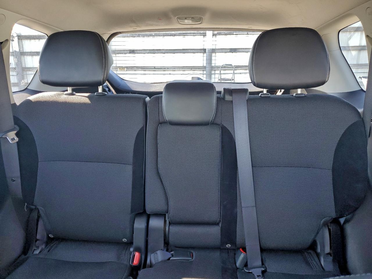 2010 MITSUBISHI OUTLANDER SE photo 10