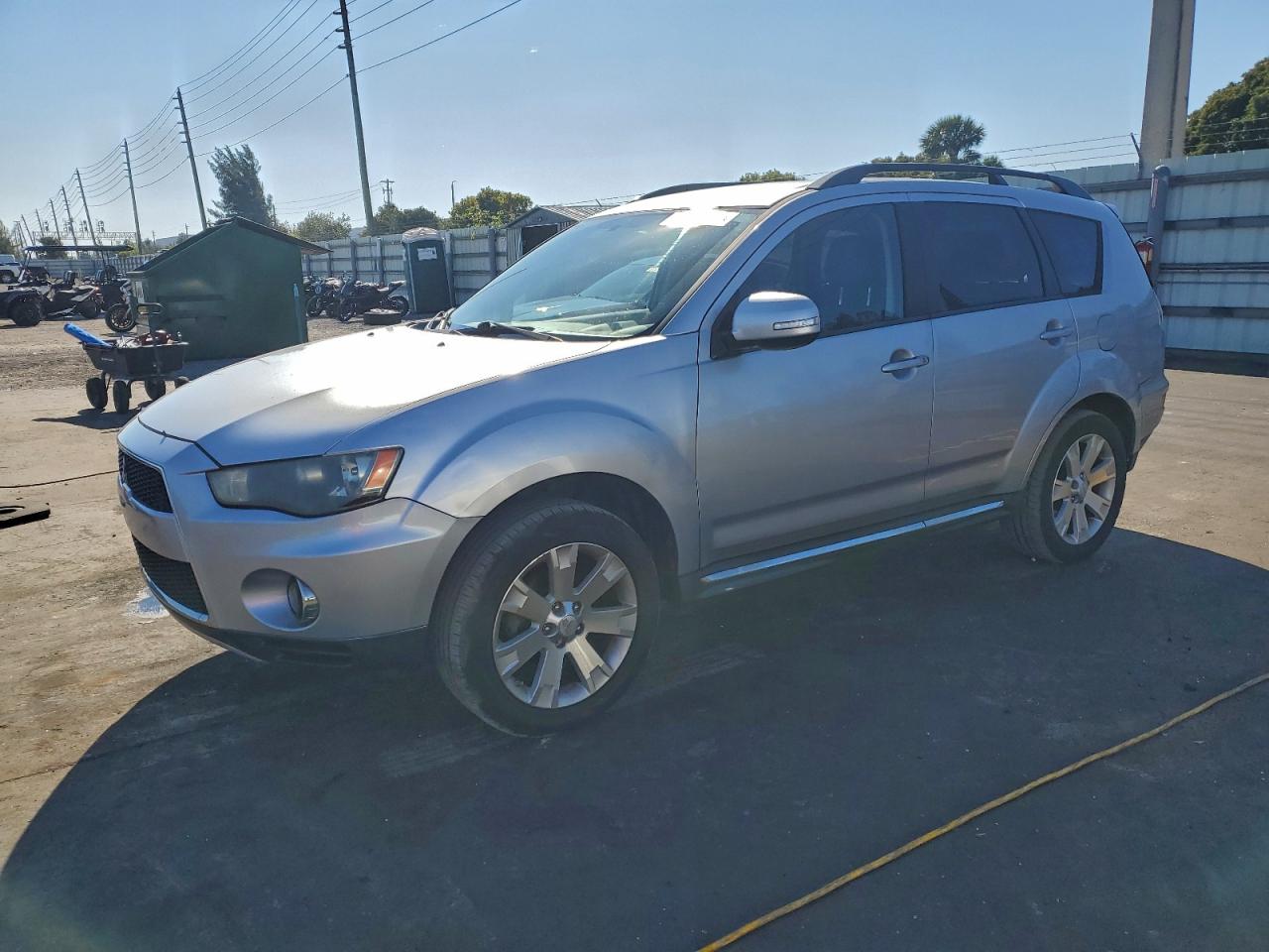 2010 MITSUBISHI OUTLANDER