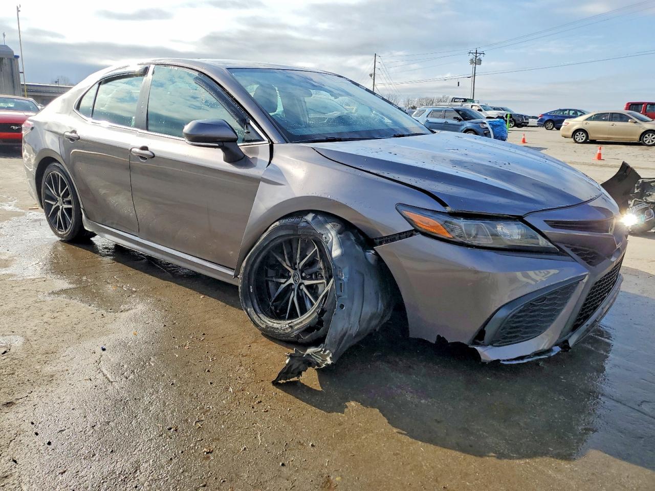 2024 TOYOTA CAMRY SE NIGHT SHADE photo 4