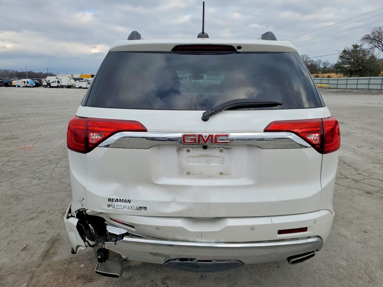 2019 GMC ACADIA DENALI photo 6
