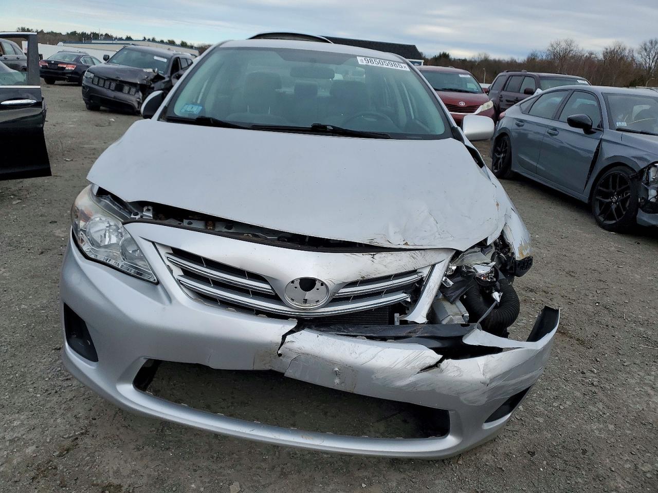 2013 TOYOTA COROLLA BASE photo 5