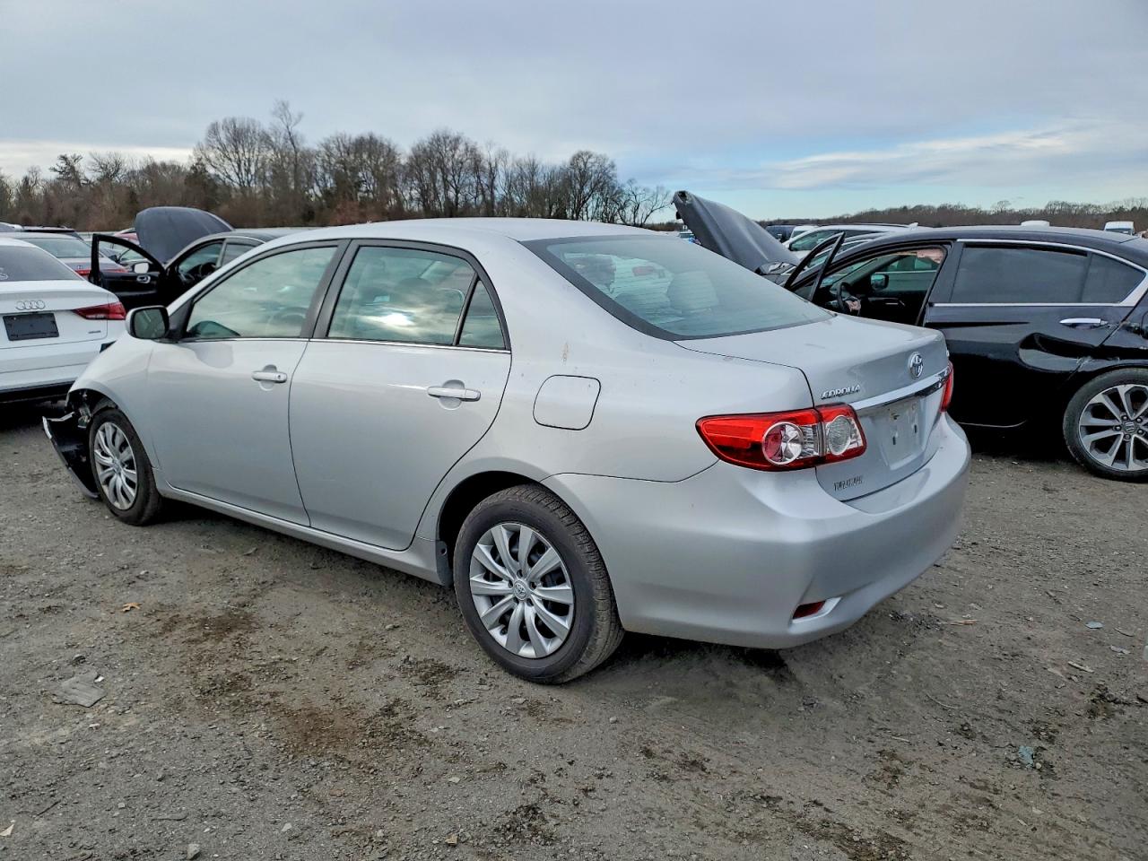 2013 TOYOTA COROLLA BASE photo 2
