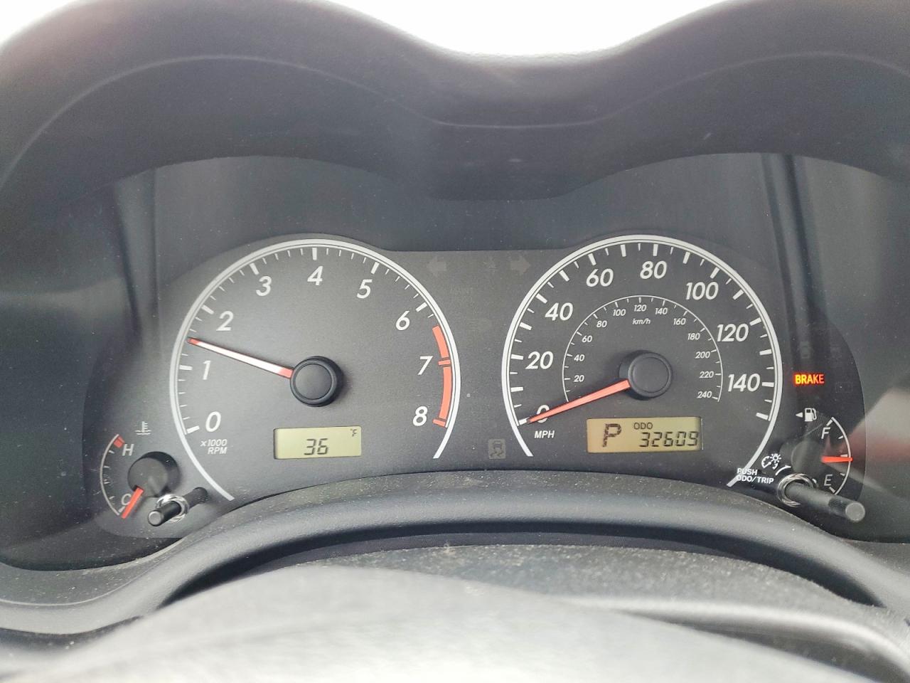 2013 TOYOTA COROLLA BASE photo 9