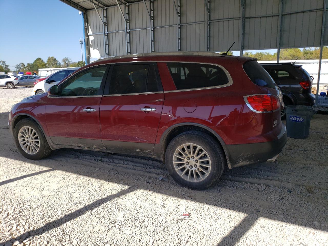 2011 BUICK ENCLAVE CXL photo 2
