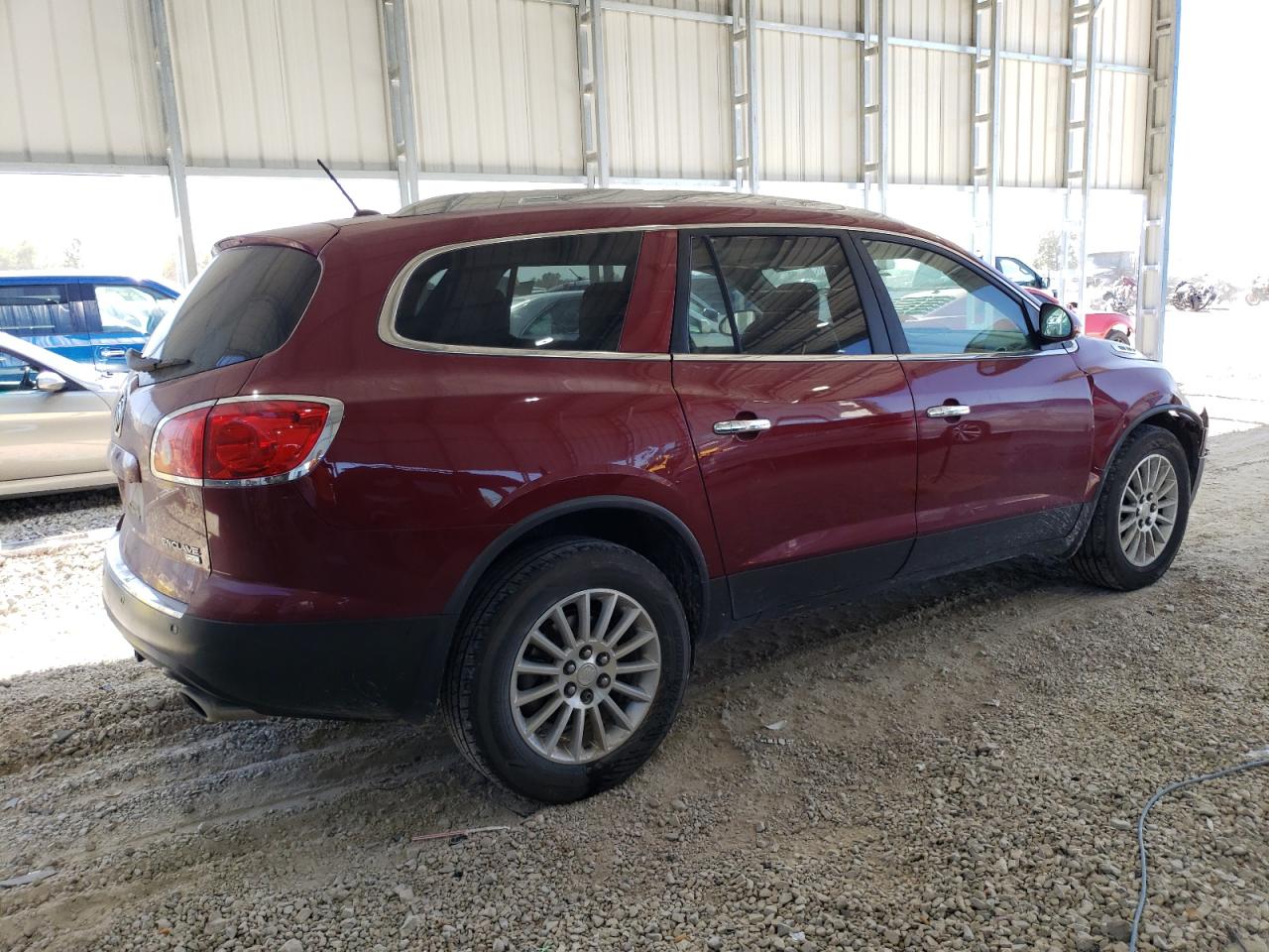 2011 BUICK ENCLAVE CXL photo 3