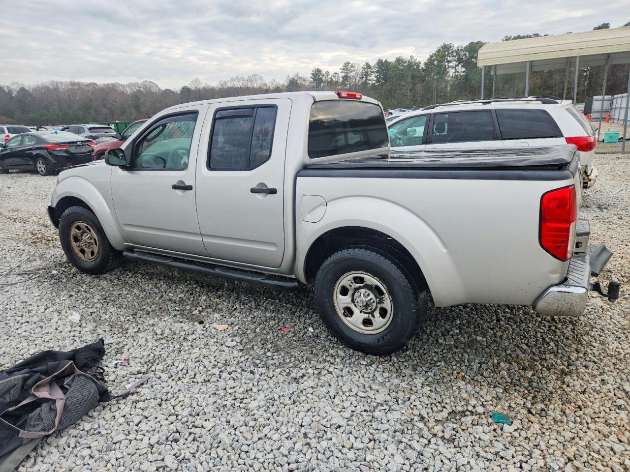2010 NISSAN FRONTIER CREW CAB SE photo 2
