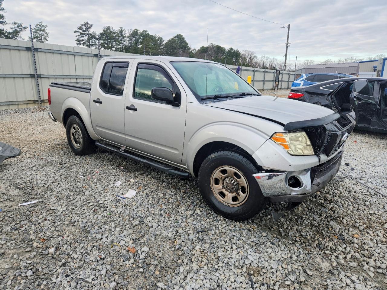 2010 NISSAN FRONTIER CREW CAB SE photo 4