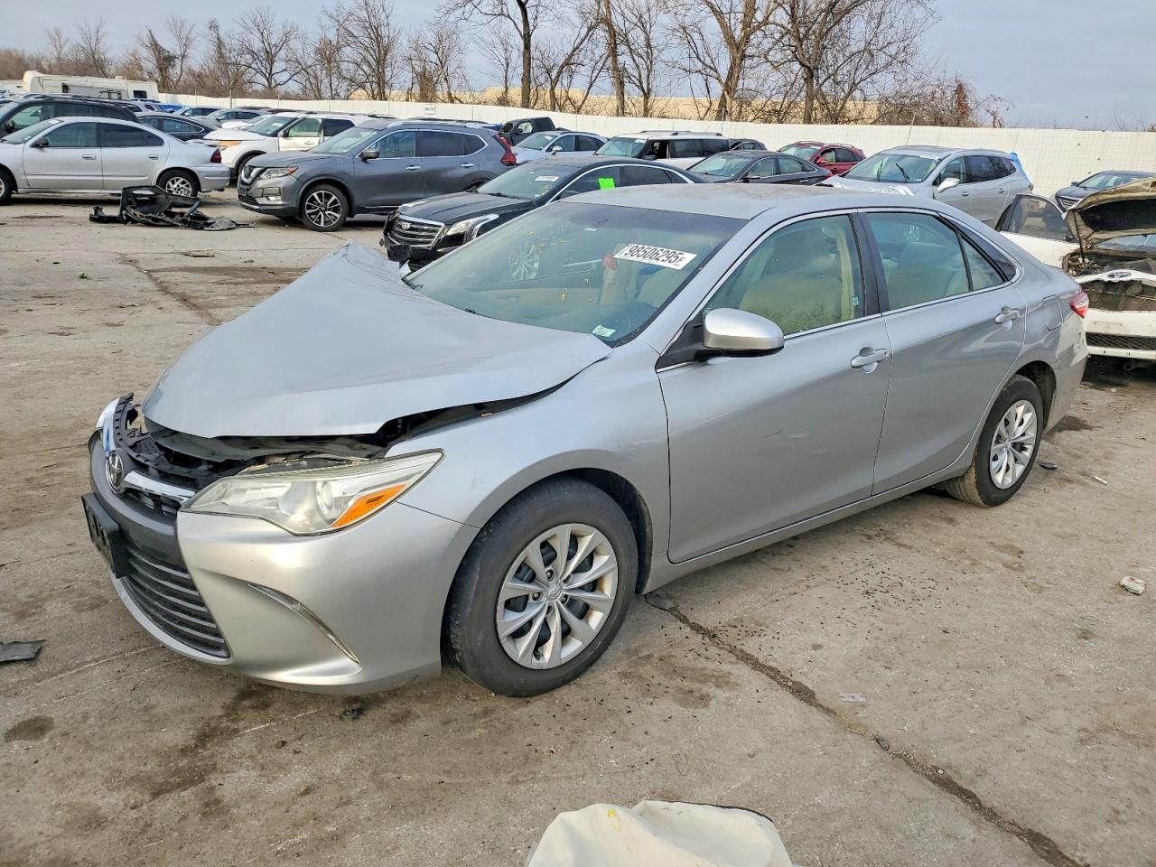 2015 TOYOTA CAMRY