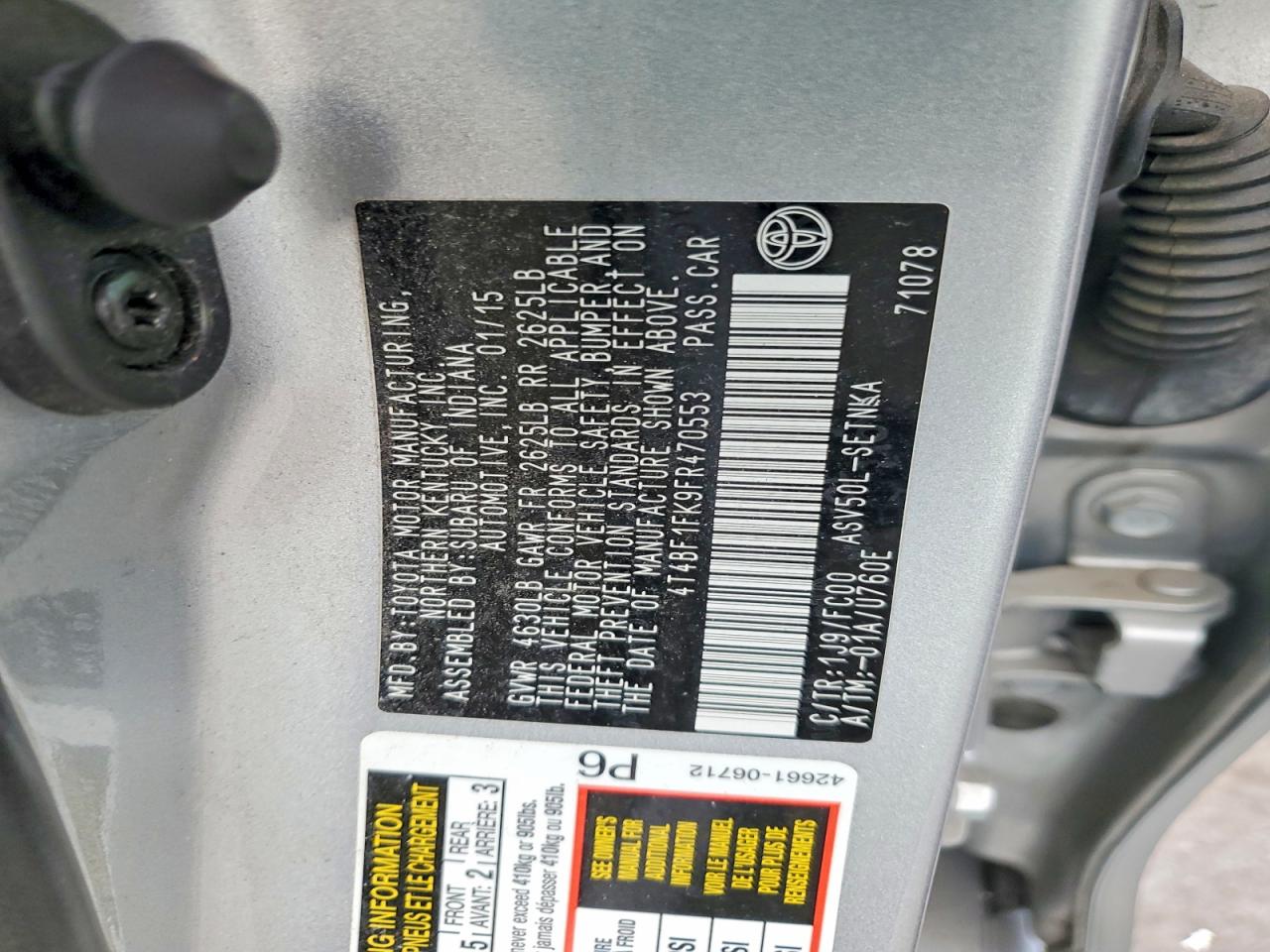 2015 TOYOTA CAMRY LE photo 12