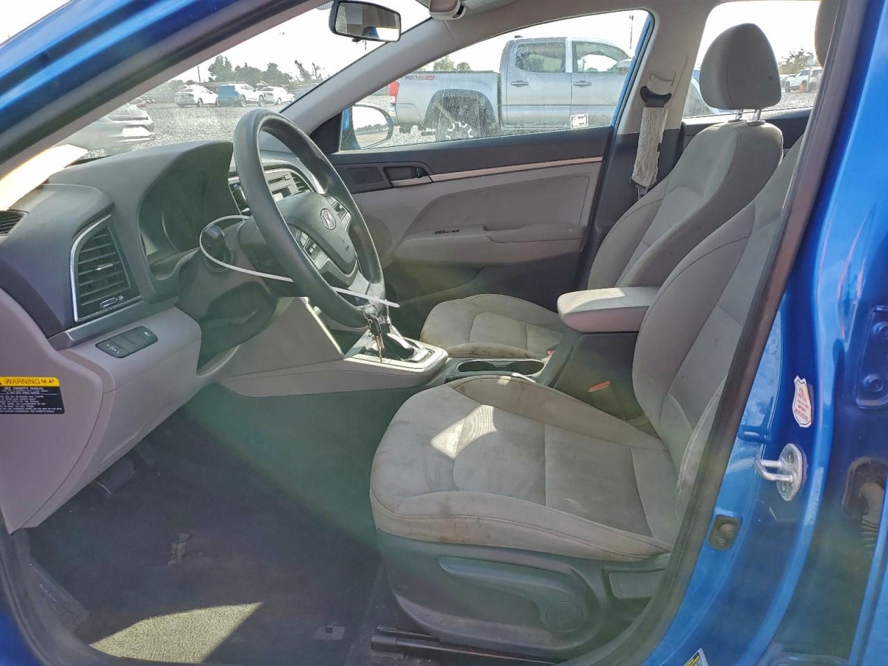2017 HYUNDAI ELANTRA SE photo 7