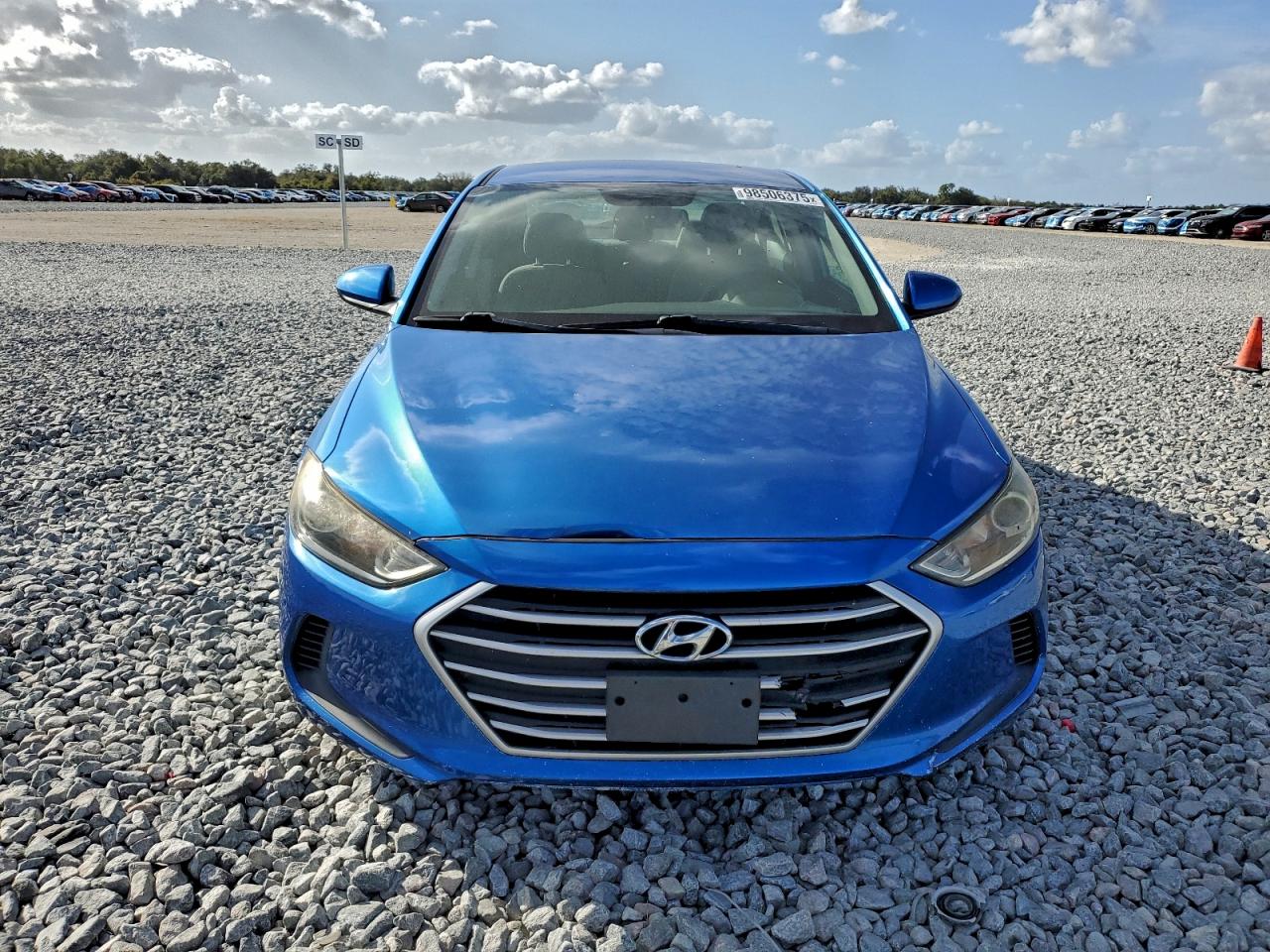 2017 HYUNDAI ELANTRA SE photo 5