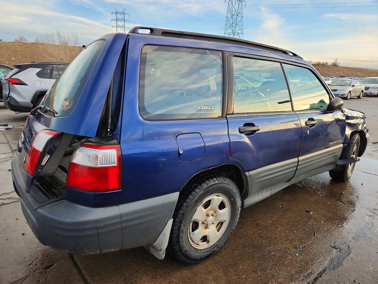 2001 SUBARU FORESTER L photo 3