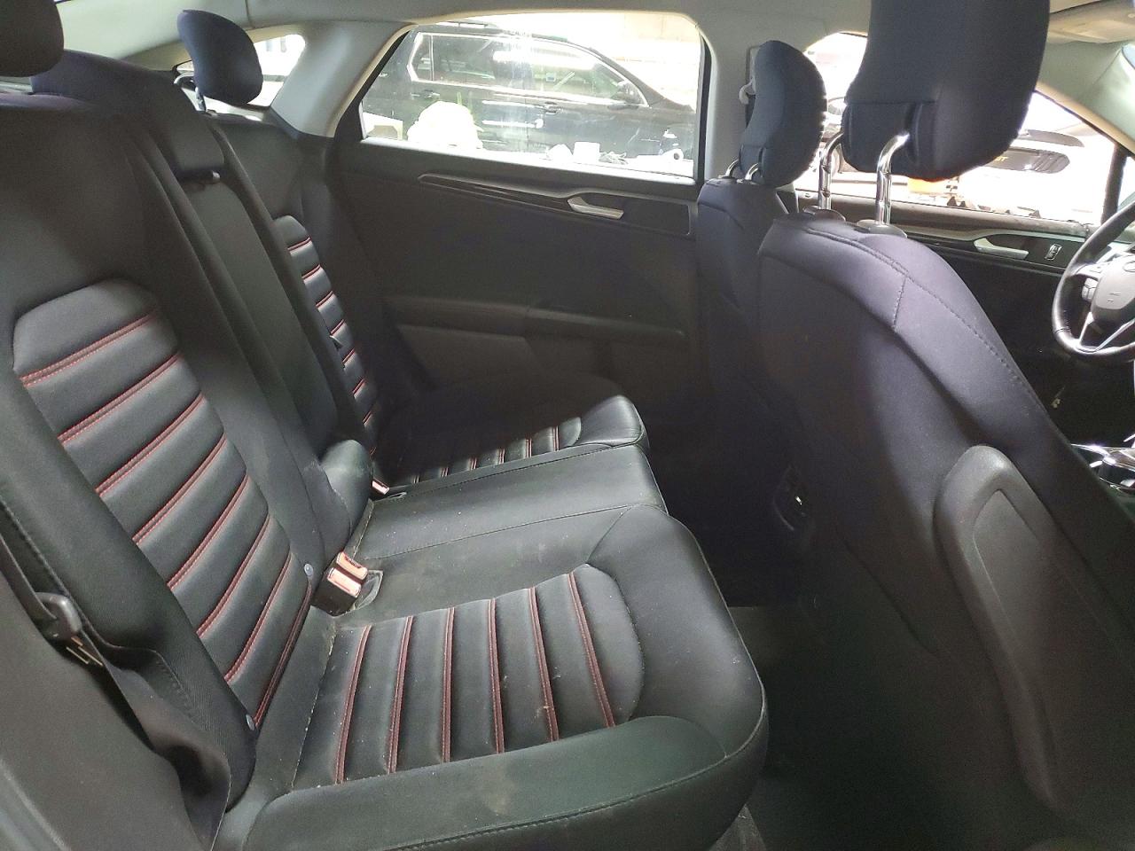 2014 FORD FUSION SE photo 10