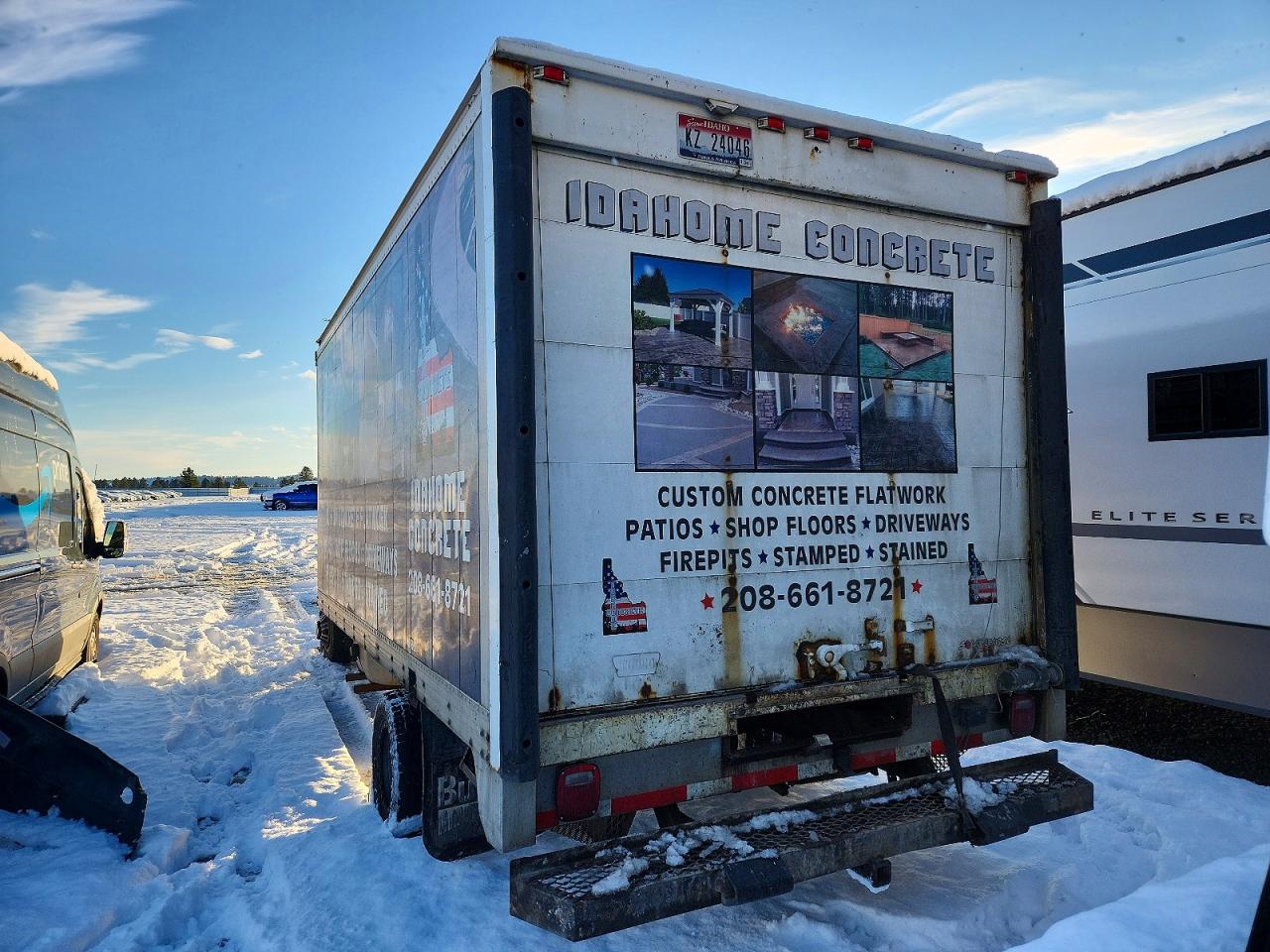 2008 FORD E350 BOX TRUCK photo 6