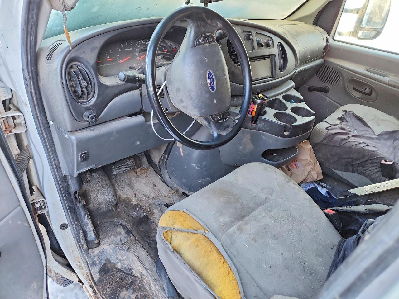 2008 FORD E350 BOX TRUCK photo 8