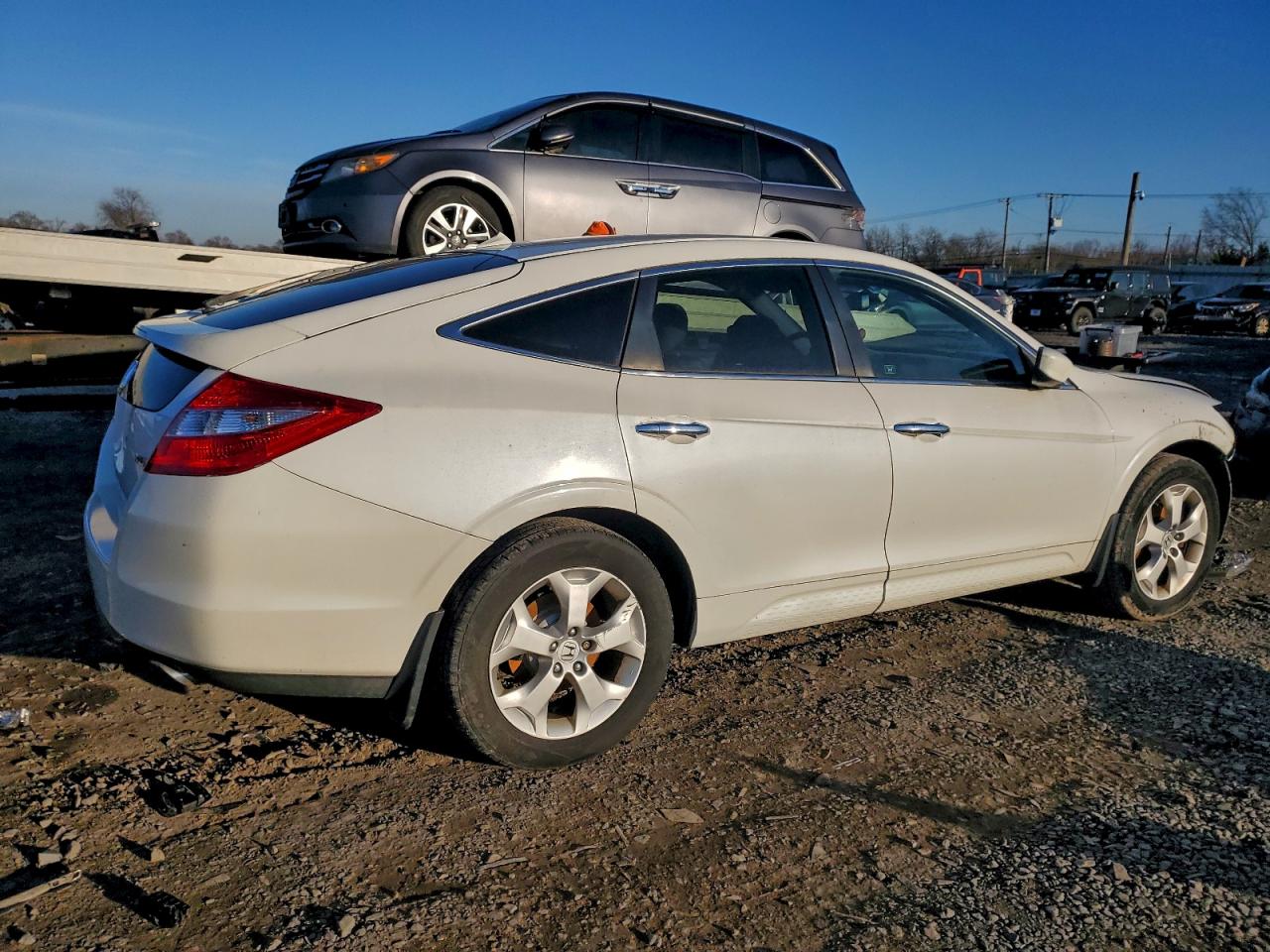 2012 HONDA CROSSTOUR EXL photo 3