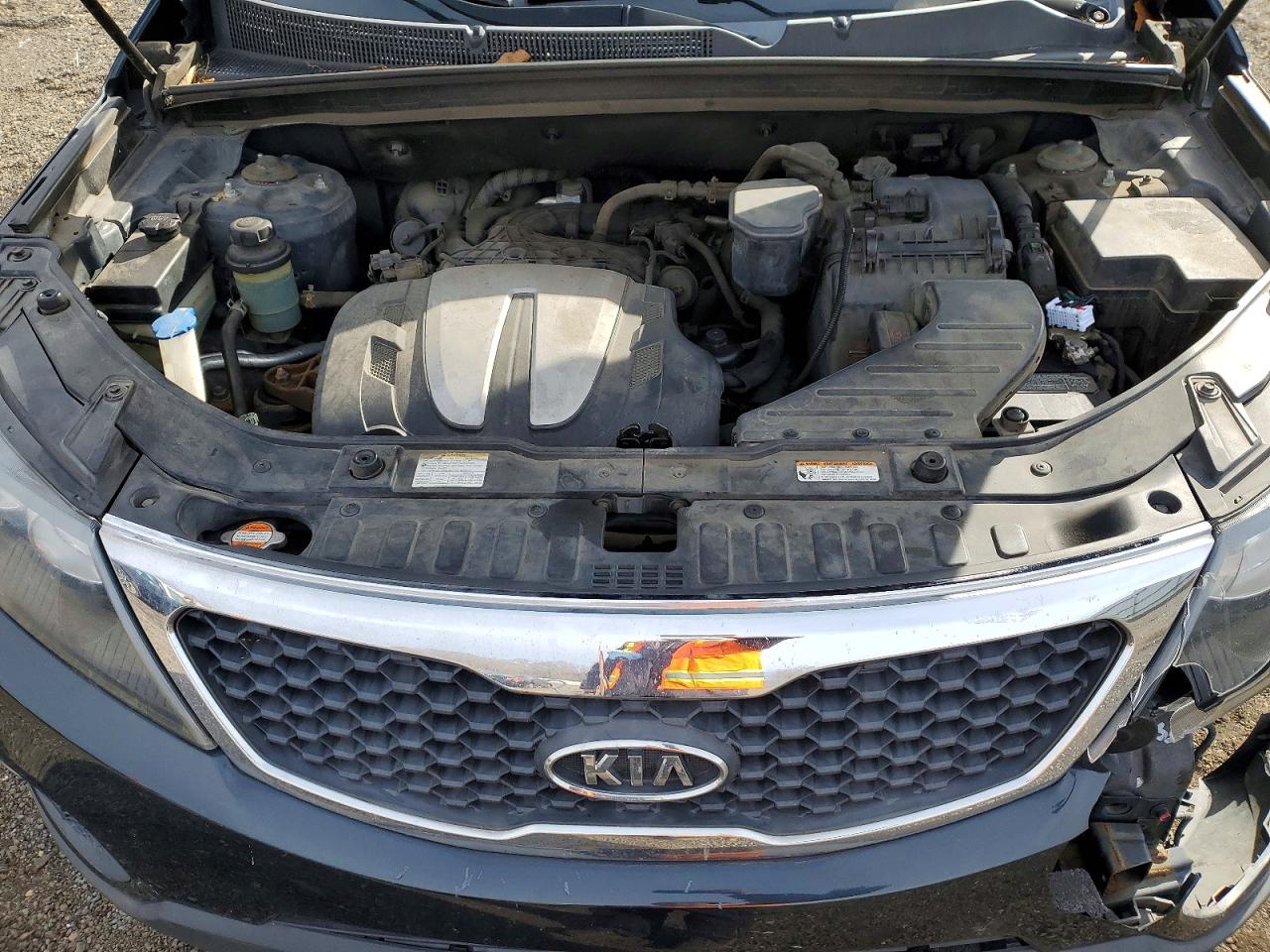 2012 KIA SORENTO BASE photo 12