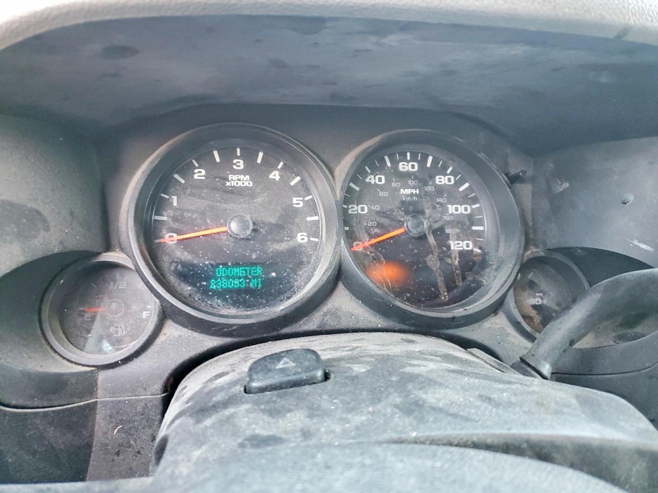 2009 CHEVROLET SILVERADO C1500 photo 9