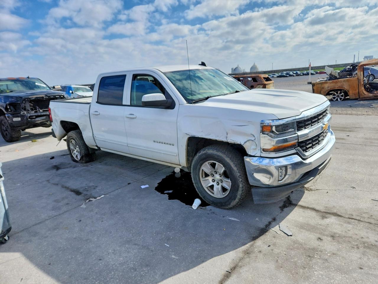 2017 CHEVROLET SILVERADO C1500 LT photo 7