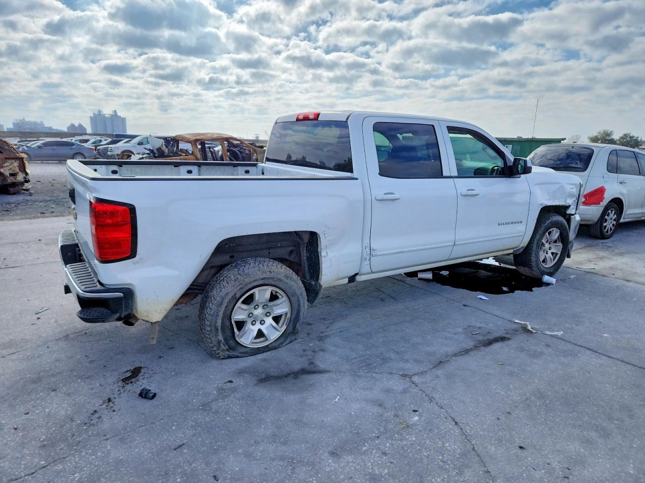 2017 CHEVROLET SILVERADO C1500 LT photo 5