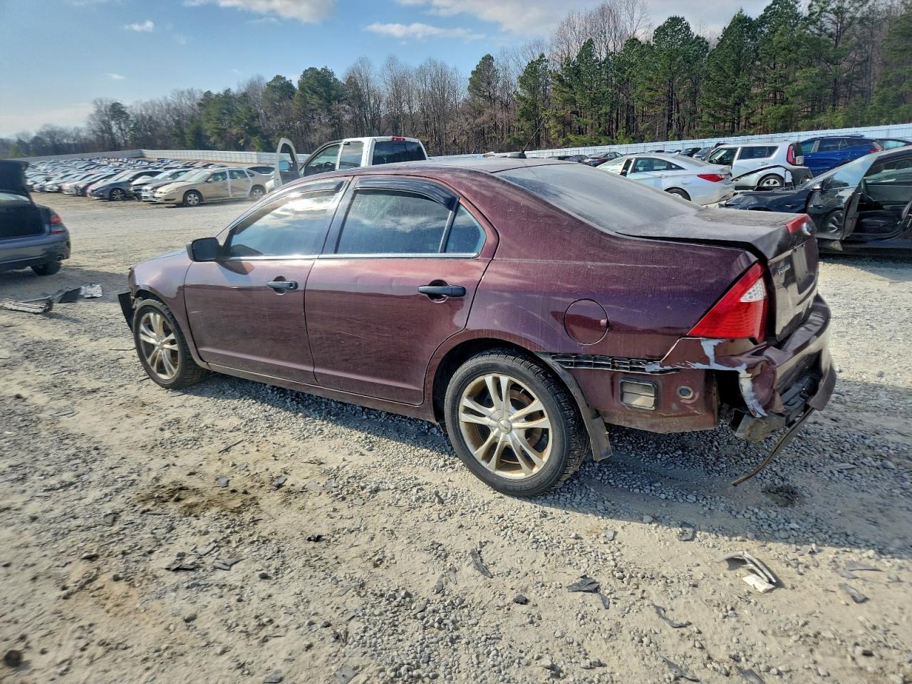 2012 FORD FUSION SE photo 2