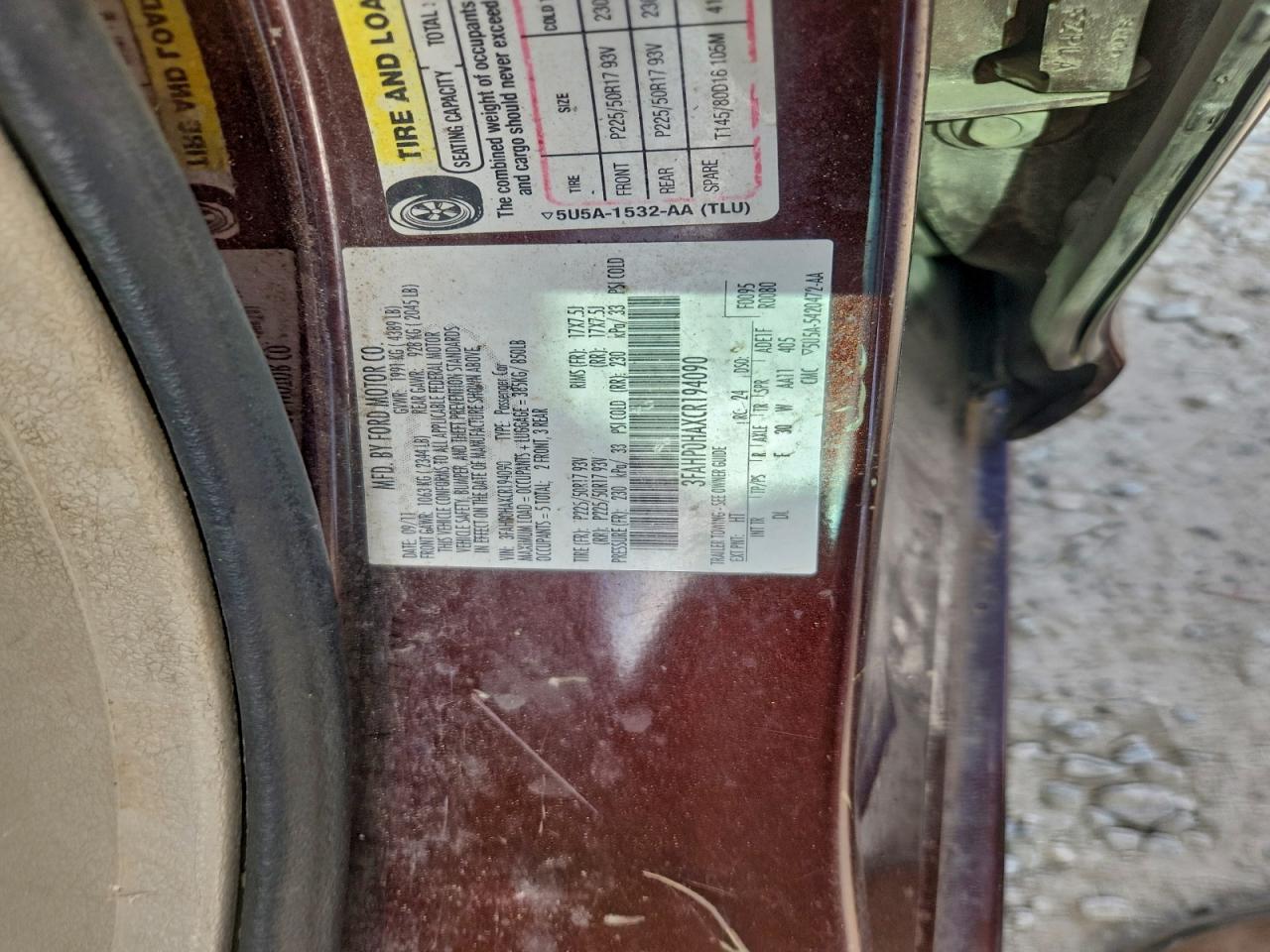 2012 FORD FUSION SE photo 12